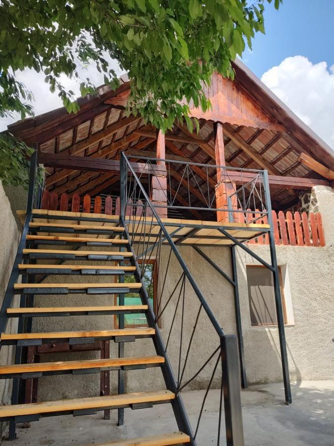 La Tataia Zahei Hotel Dragus Ngoại thất bức ảnh