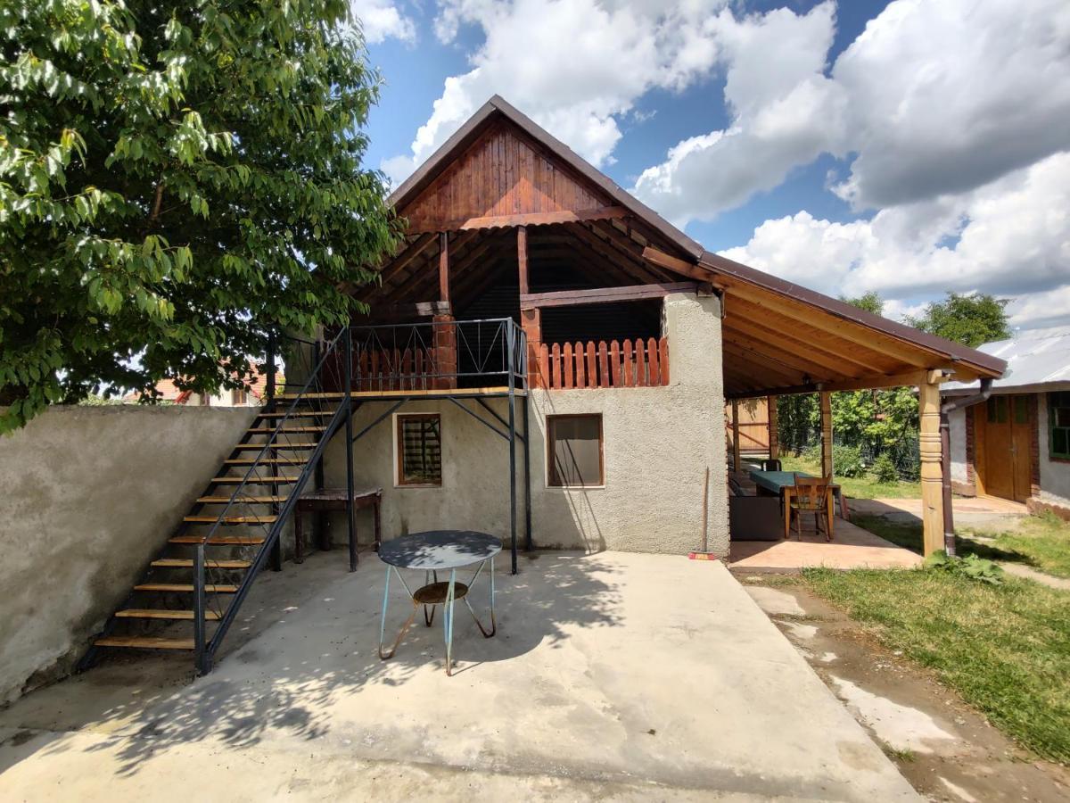 La Tataia Zahei Hotel Dragus Ngoại thất bức ảnh