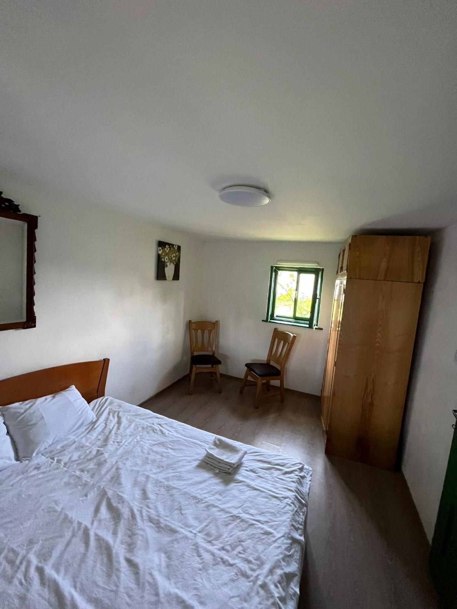 La Tataia Zahei Hotel Dragus Phòng bức ảnh